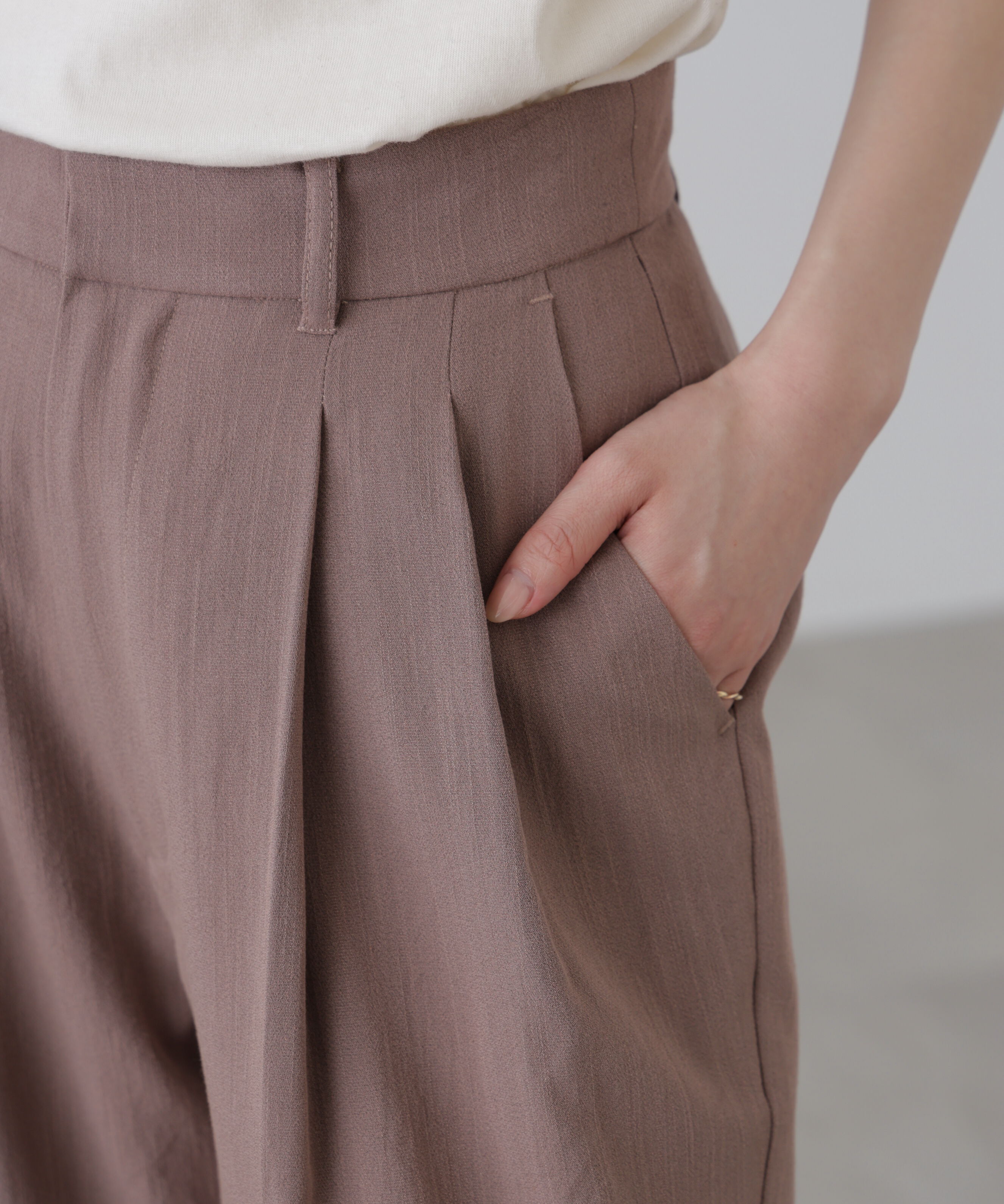  「麻調合繊タックワイドパンツ」|その他|