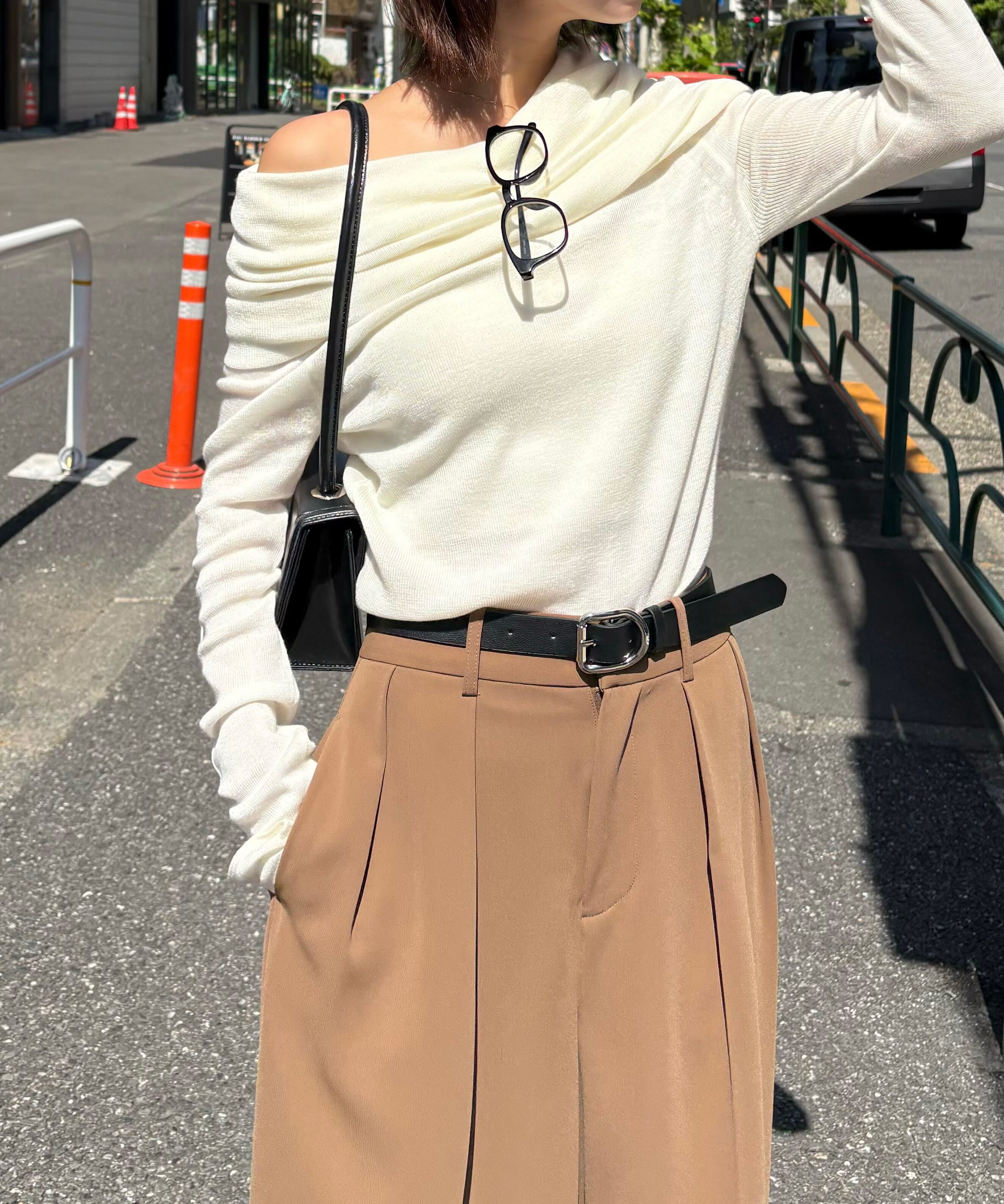  「袖口ボタンオフショルニット〈MFM〉」|ニット・セーター|