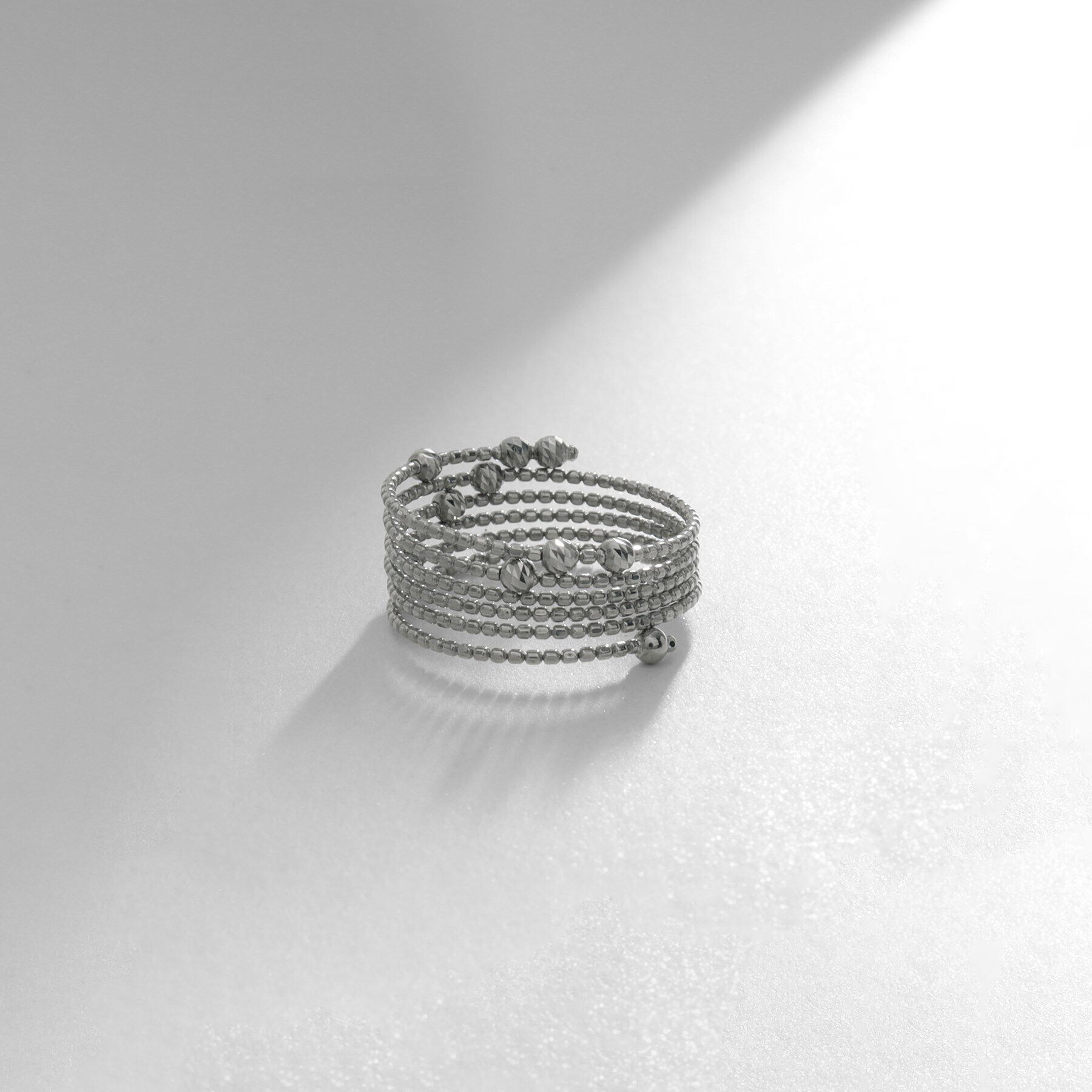 COCOSHNIK「プラチナ ハニー カットボール形状記憶 リング」|リング|