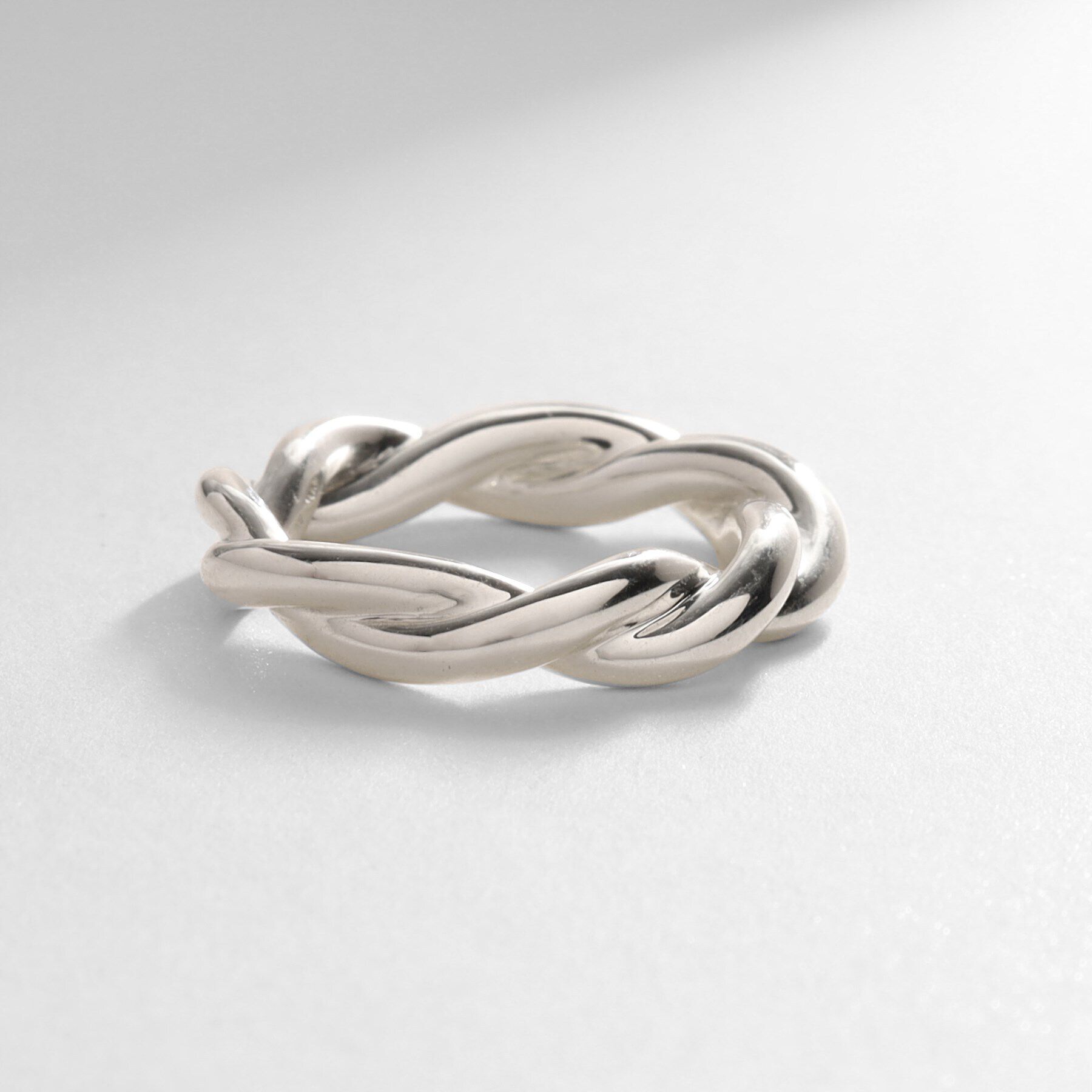 COCOSHNIK ONKITSCH「シルバー ラインリング ツイスト」|リング|