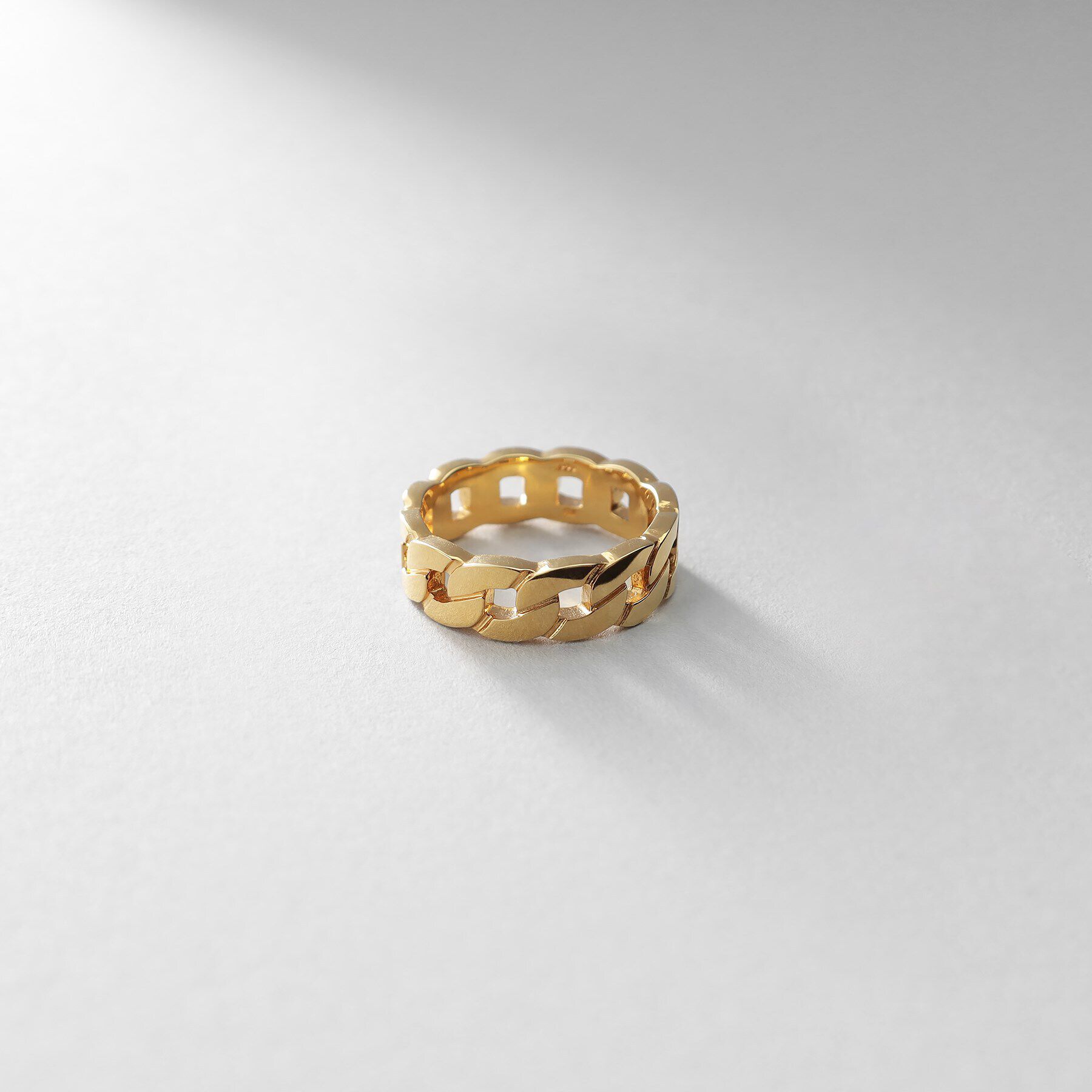 COCOSHNIK ONKITSCH「シルバー フラットカーブチェーンモチーフリング GP」|リング|