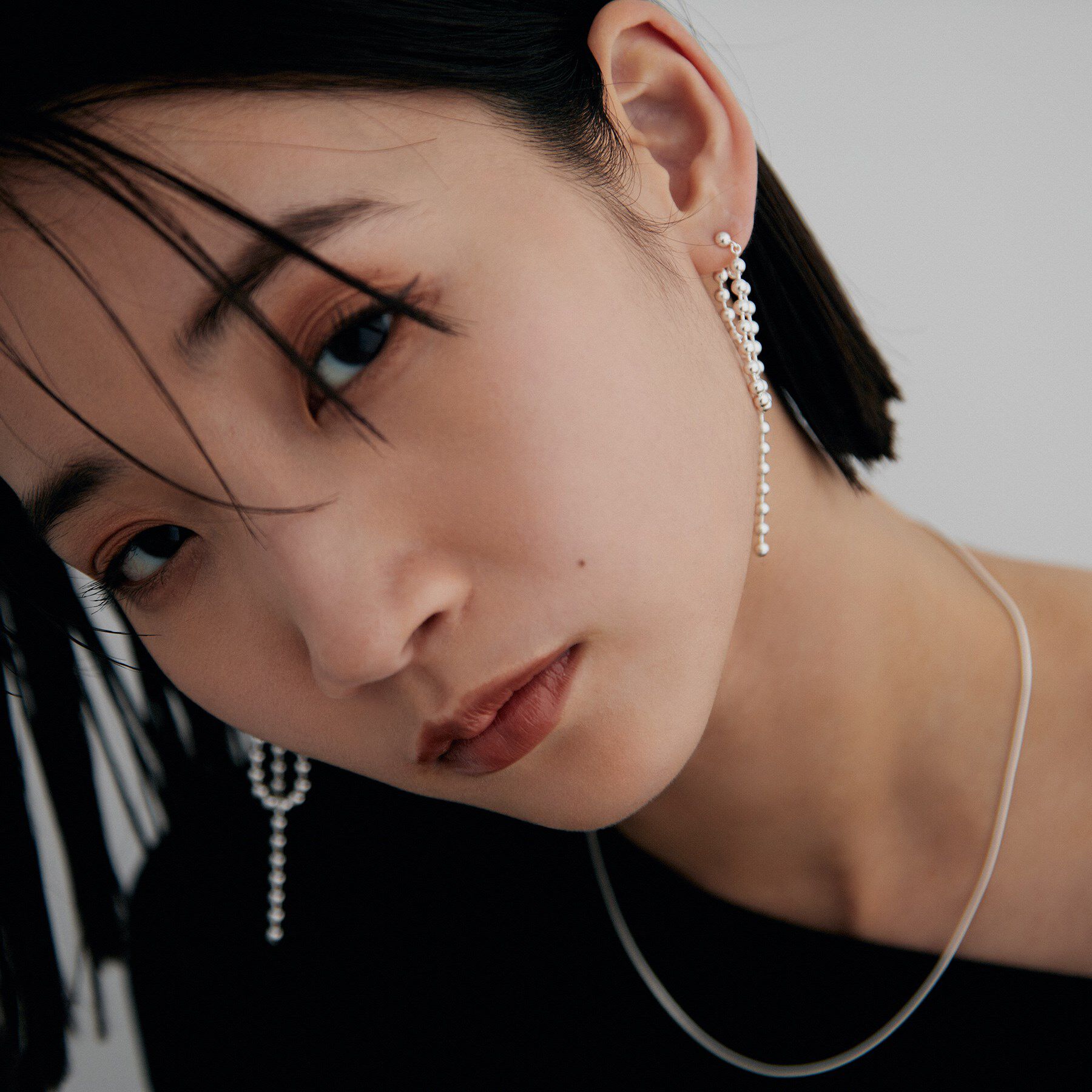 COCOSHNIK ONKITSCH「シルバー チェーンピアス ボールループ」|ピアス|