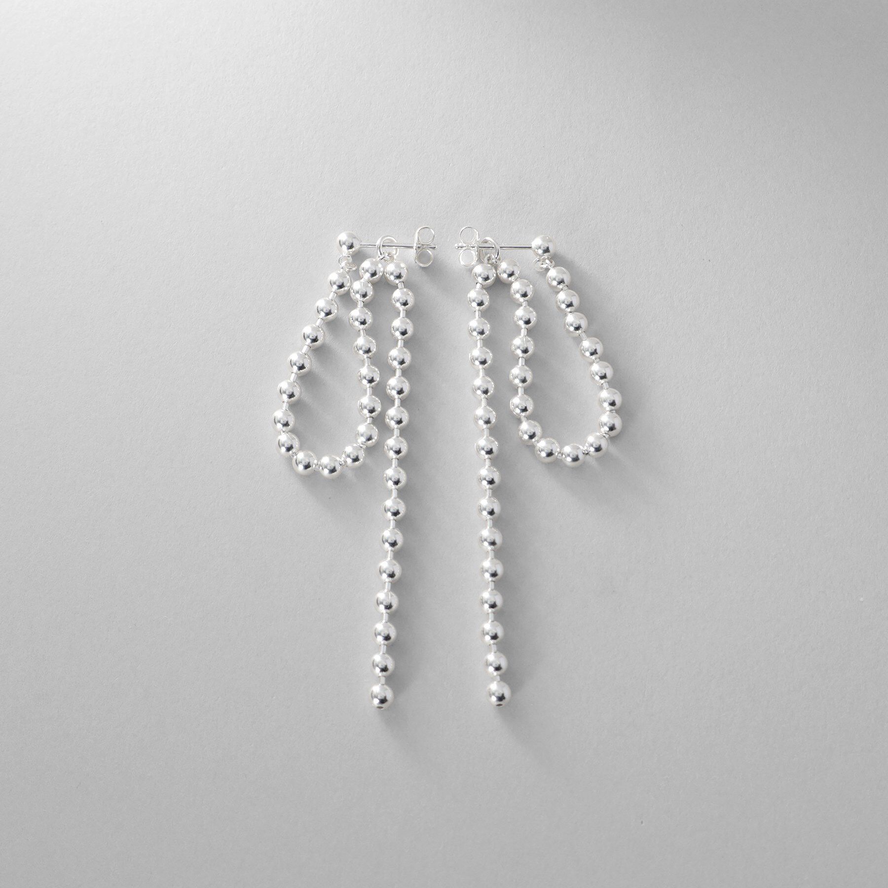 COCOSHNIK ONKITSCH「シルバー チェーンピアス ボールループ」|ピアス|