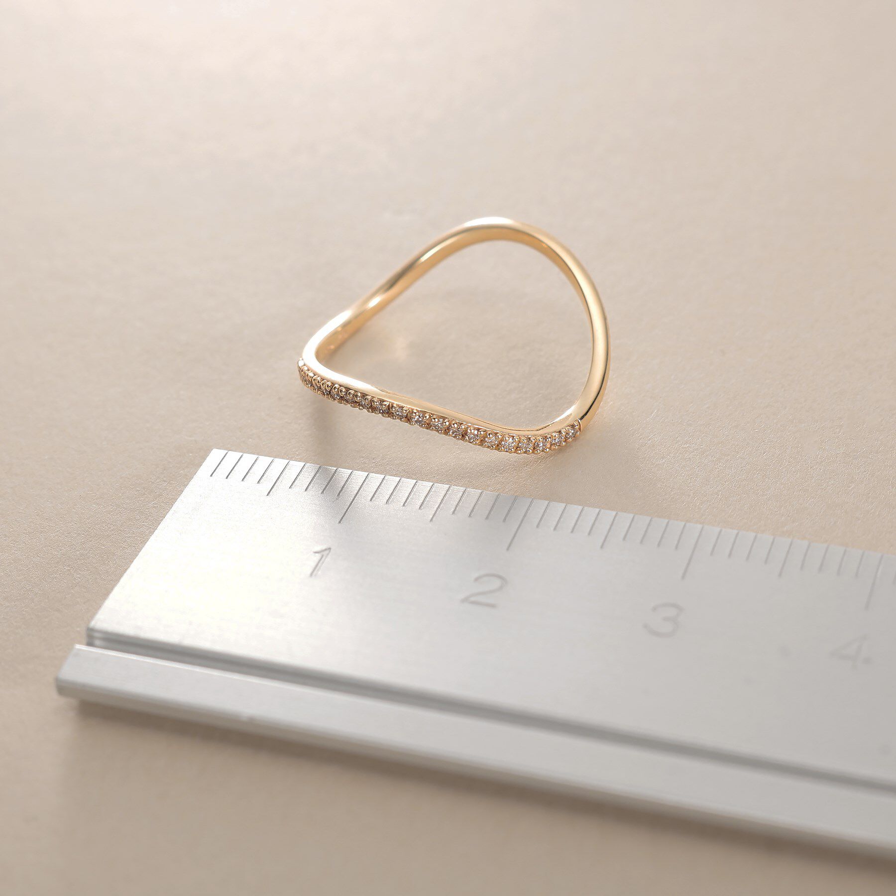 COCOSHNIK「K10ダイヤモンド Sライン リング」|リング|