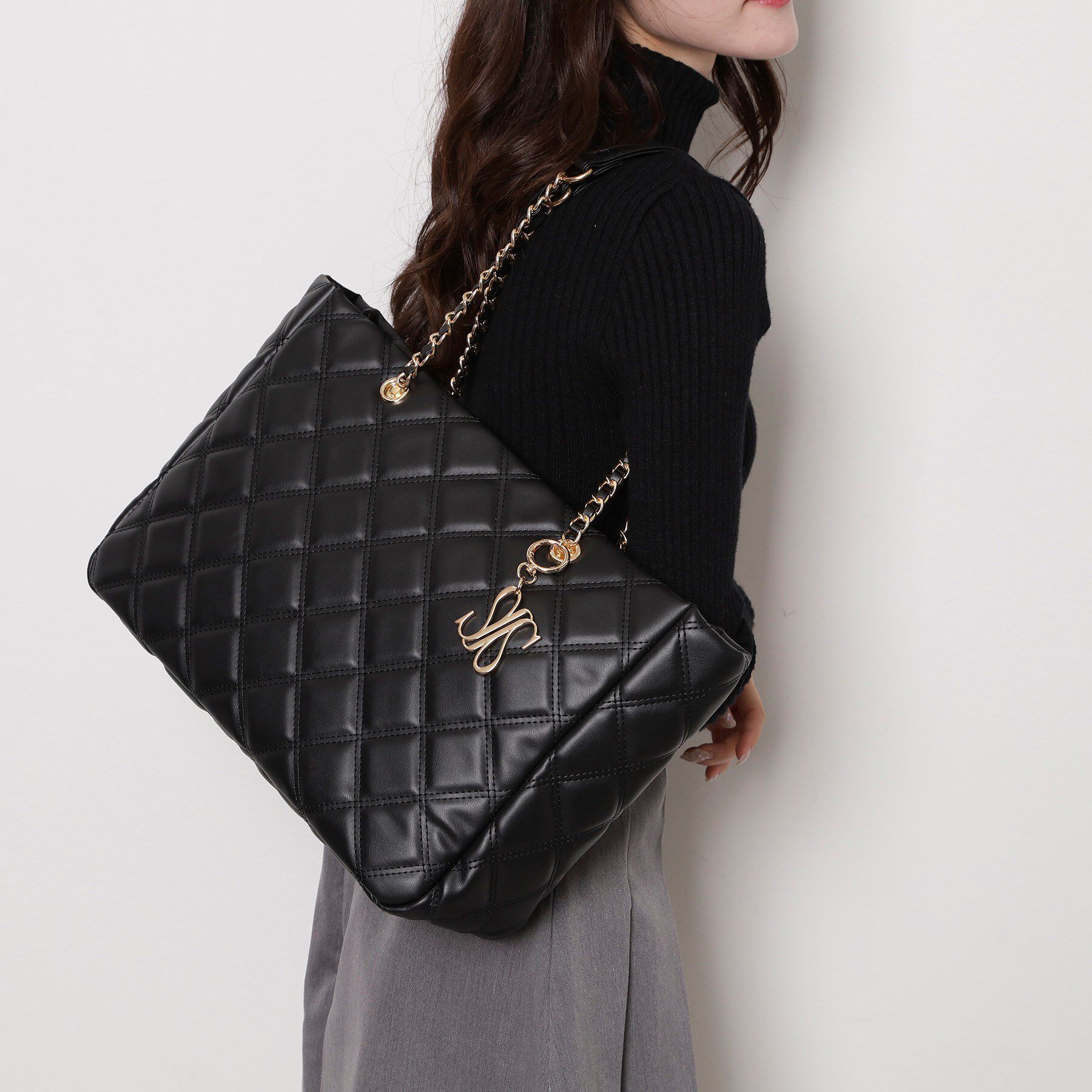 Ober Tashe「チャーム付きトートバッグ」|トートバッグ|