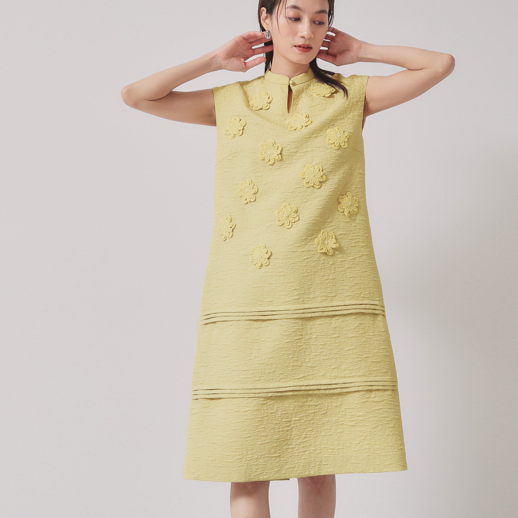 SunaUna「【お花モチーフ／チャイナカラー】タック切替ワンピース」|ワンピース|イエロー(032)