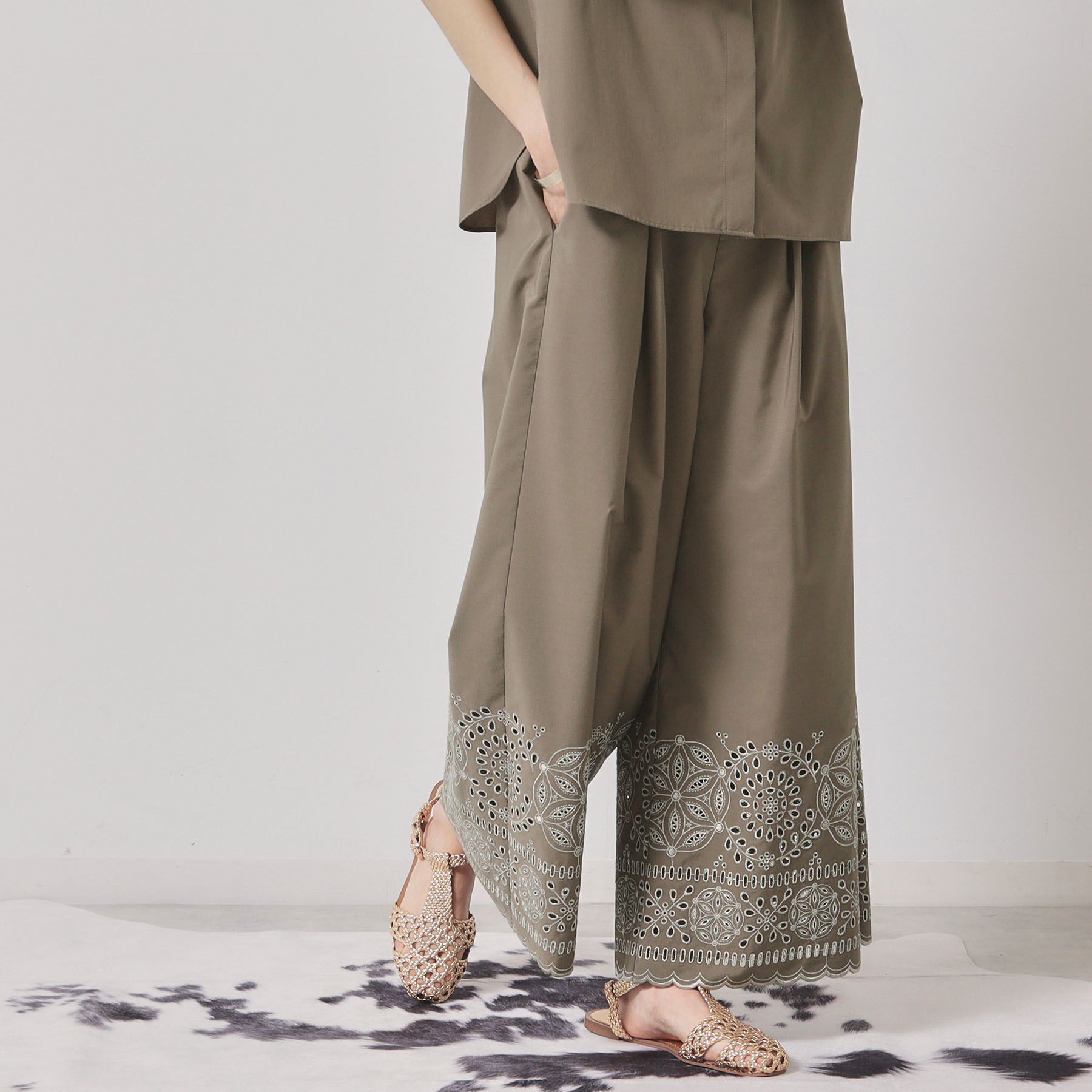 SunaUna「【幾何柄／エンブロイダリー】ウエストゴムガウチョパンツ」|その他|カーキ(027)