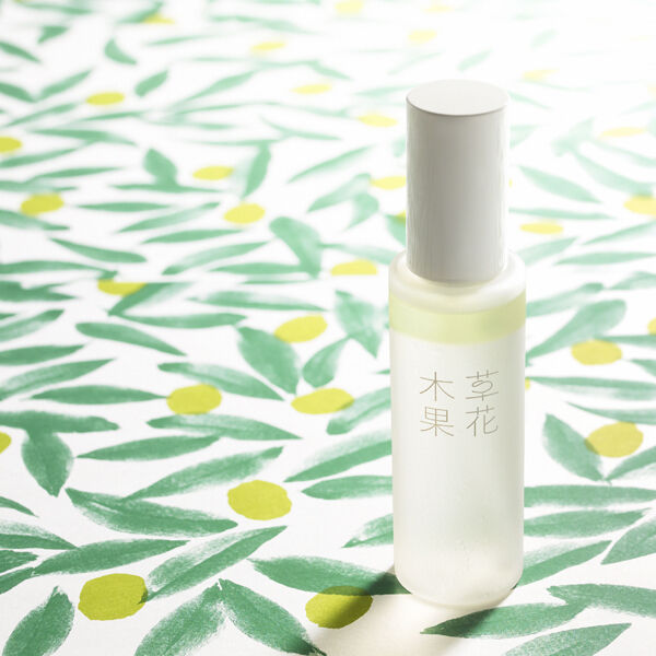  「草花木果 オリーブの肌和み 整肌美容ミスト 本体/瑞々しくやわらかな感触/ラベンダーティーツリー」|美容液・オイル・クリーム|