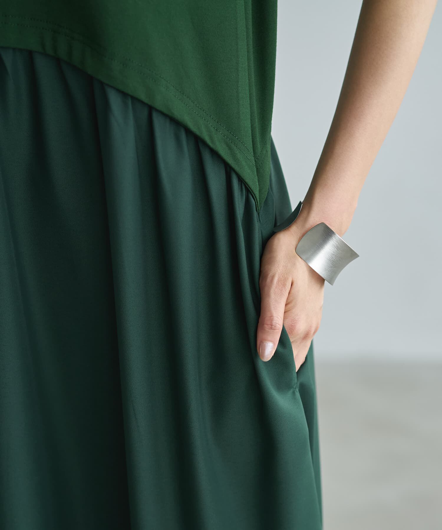 STYLE DELI「カットソー切替ラウンドギャザーワンピースB」|ワンピース|