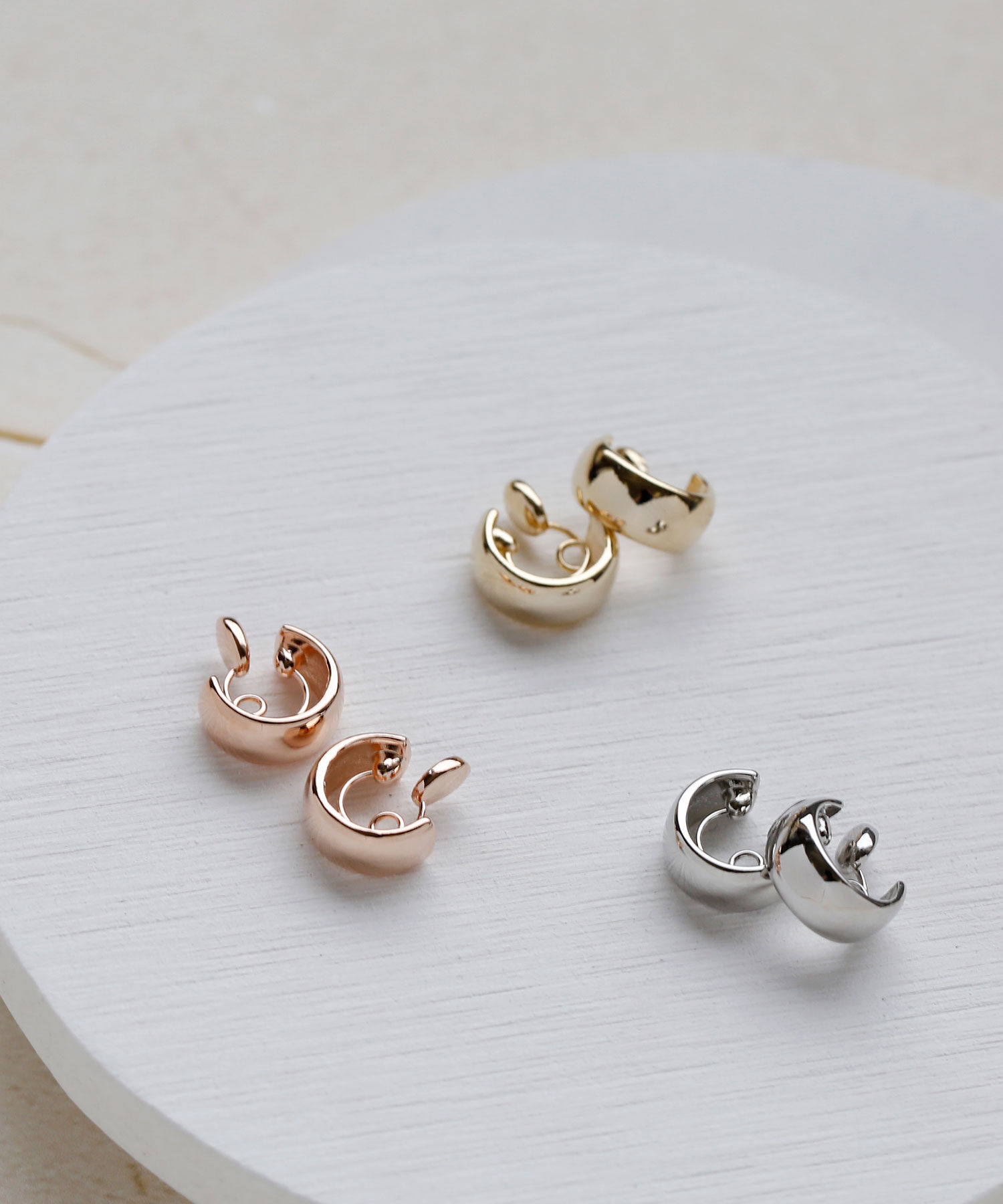 colleca la「miniループフィット・プランプフープイヤリング」|イヤリング|