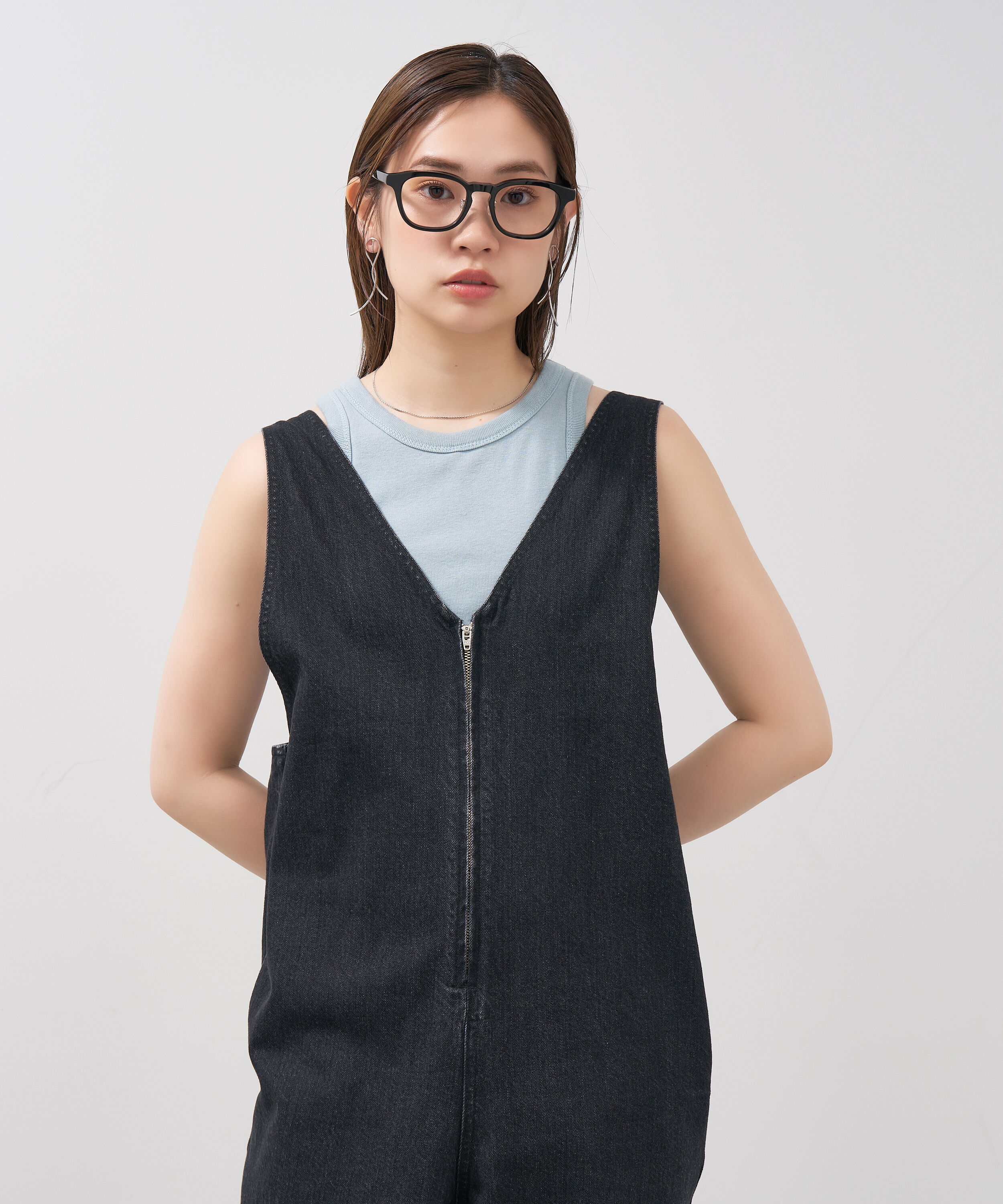  「【ルミネ限定】Zoff | ウェリントン型 クリアフレーム 黒縁 太縁 伊達メガネ レンズ交換券付き」|メガネ|