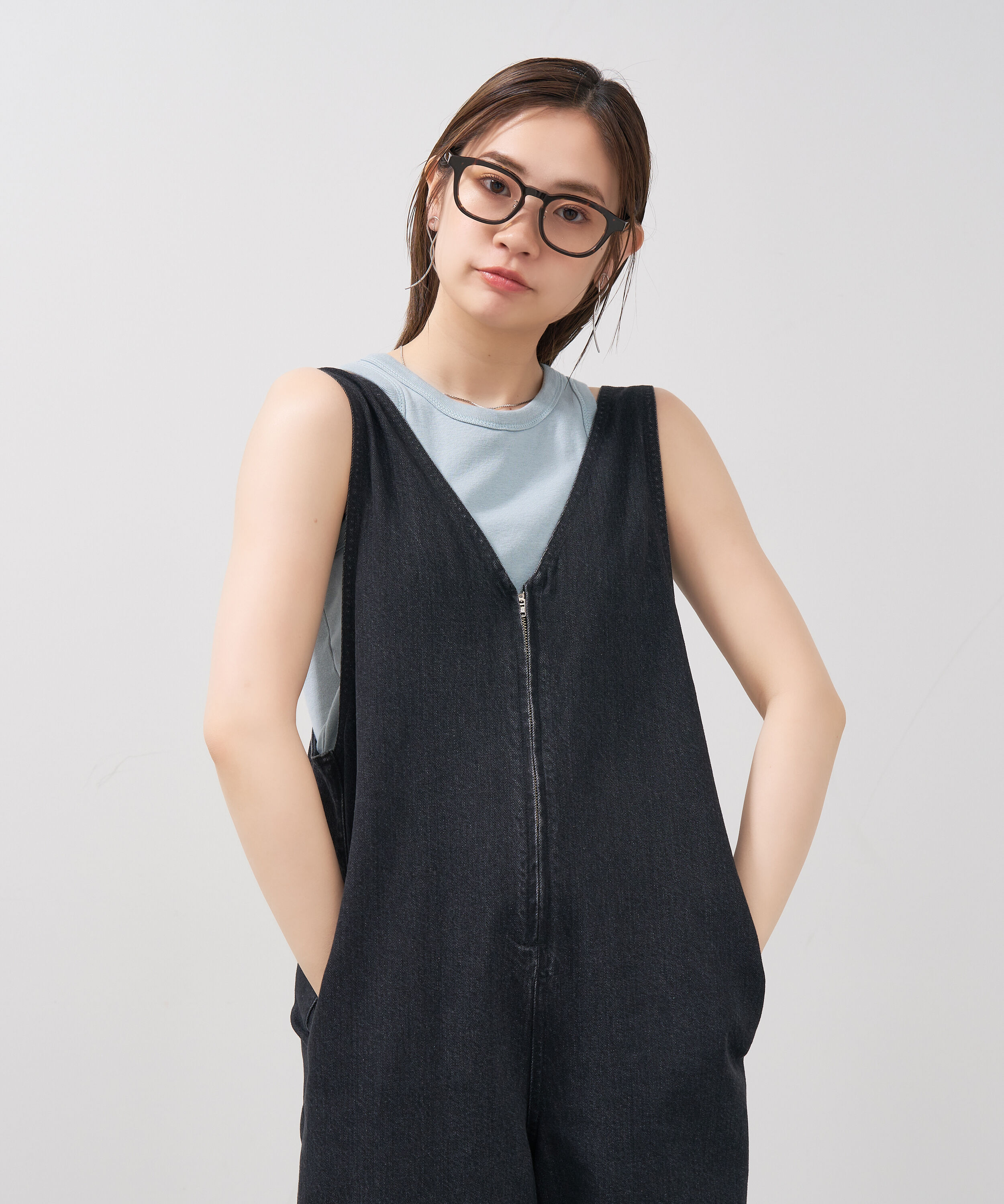  「【ルミネ限定】Zoff | ウェリントン型 クリアフレーム 黒縁 太縁 伊達メガネ レンズ交換券付き」|メガネ|