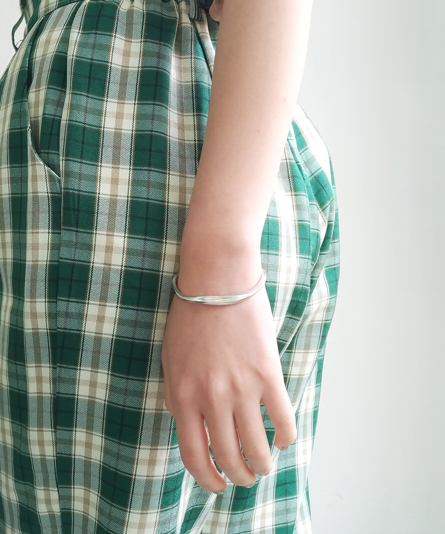  「silver925 ボリューム バングル (ニッケルフリー)」|ブレスレット・バングル|