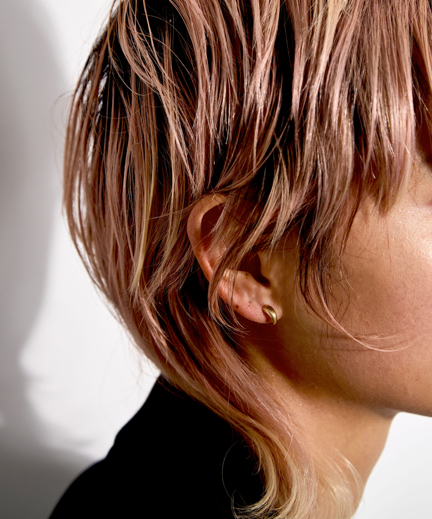 JUPITER「【K10】クレセントフープピアス/ユニセックス/マットゴールド」|ピアス|