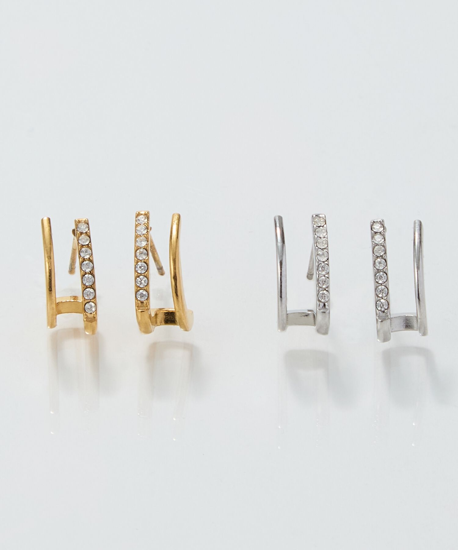 Phoebe「【金属アレルギー対応】メタル&times;ビジュー2ラインピアス　シルバー/サージカルステンレス」|ピアス|