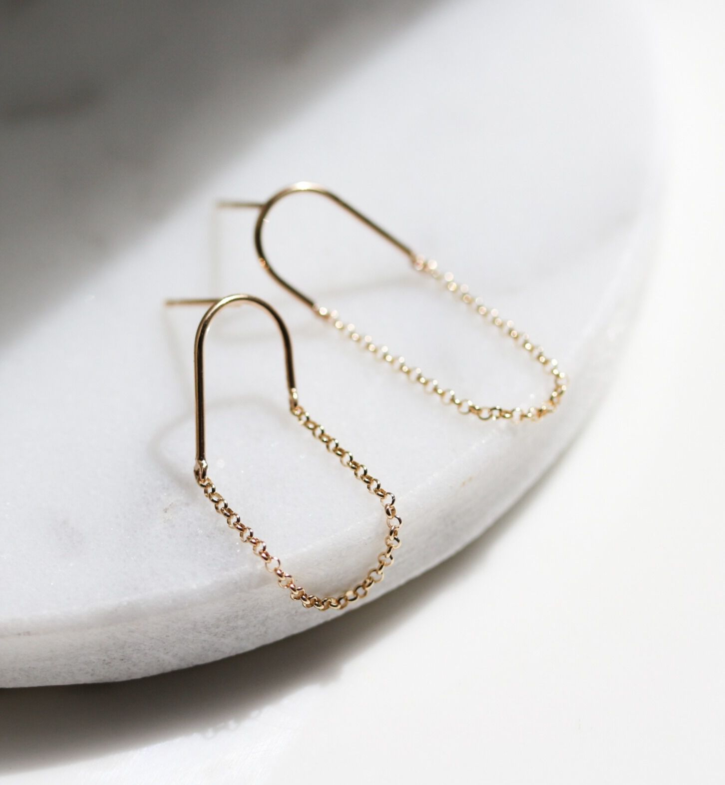  「ゴールド Uシェイプ ピアス | K10YG」|ピアス|K10 イエローゴールド