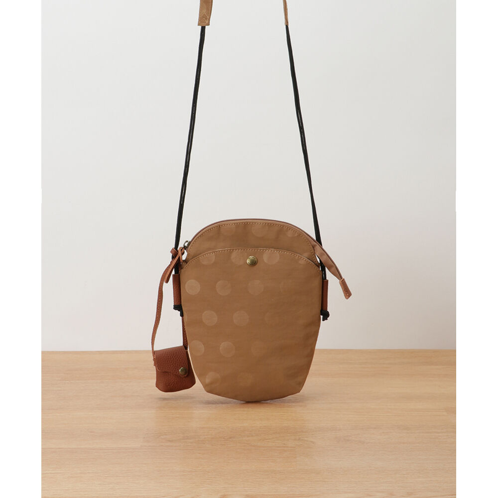 BACKYARD FAMILY「toleur ショルダーバッグ 11859 トーラ 通販 ショルダーバック ショルダー バッグ」|ショルダー・メッセンジャー|ブラウン1