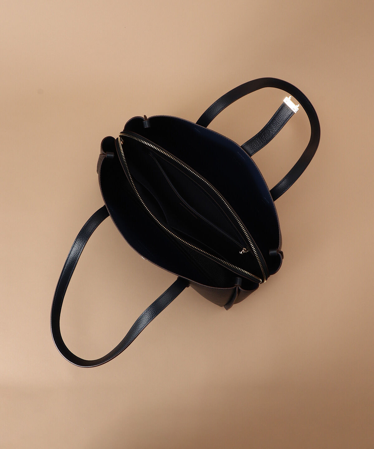 Samantha Thavasa「スクエア金具 シンプルトートバッグ」|トートバッグ|