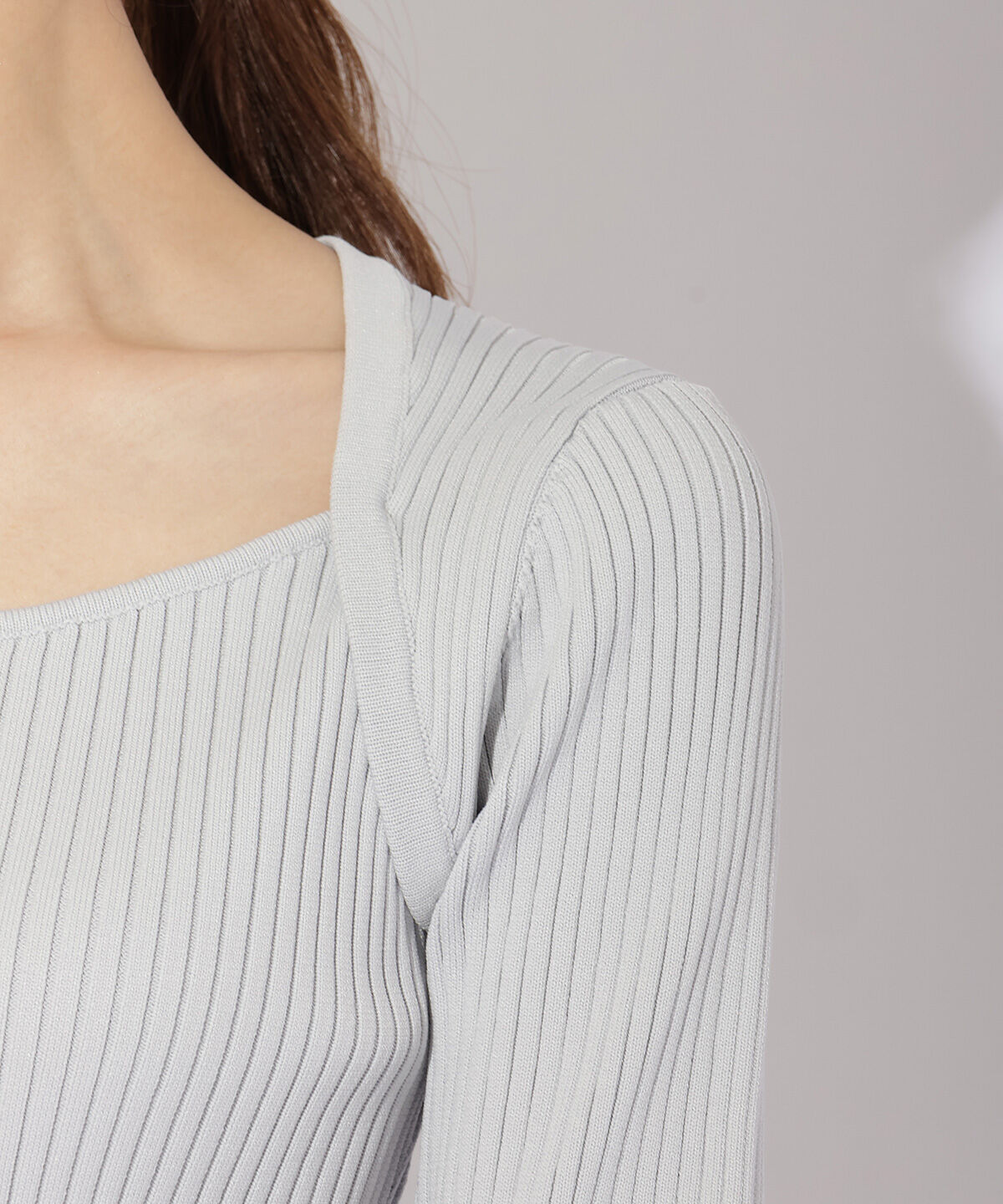 アンドクチュール「フロントホックビスチェライクプルオーバー」|ニット・セーター|