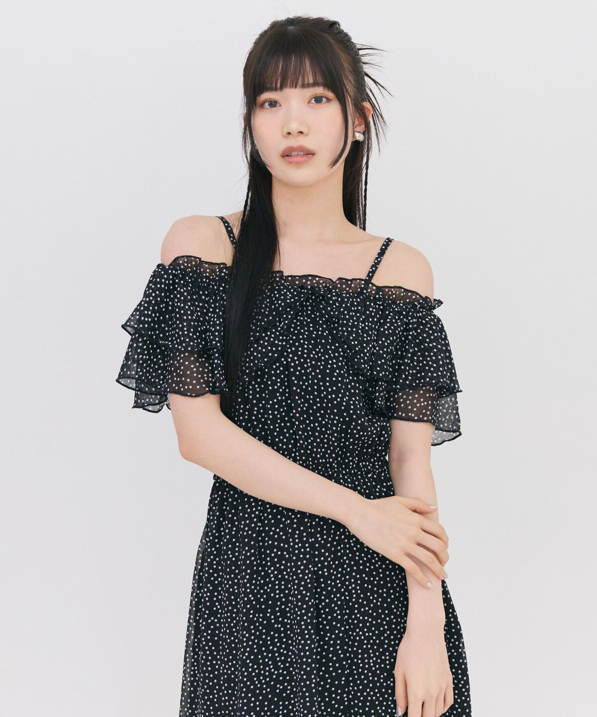 REDYAZEL「ランダムドットオフショルシフォンワンピース」|ワンピース|