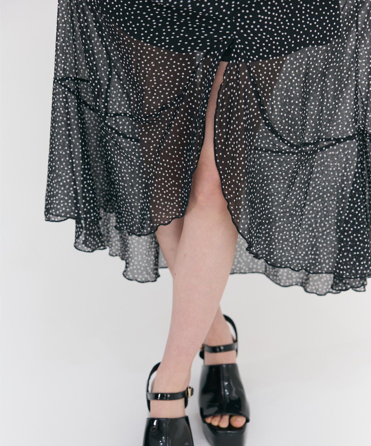 REDYAZEL「ランダムドットオフショルシフォンワンピース」|ワンピース|