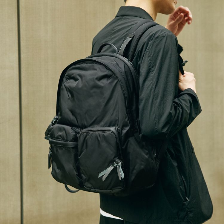 UNTRACK「UNTRACK CITY/DS リュックサック デイパックM 60215」|リュック|