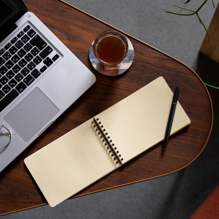 Rollbahn「ロルバーン ポケット付メモ 横型M」|ステーショナリー|ライトピンク