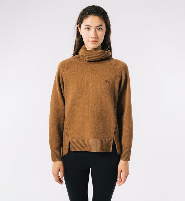LACOSTE「ミドルゲージタートルネックニットセーター」|ニット・セーター|ブラウン