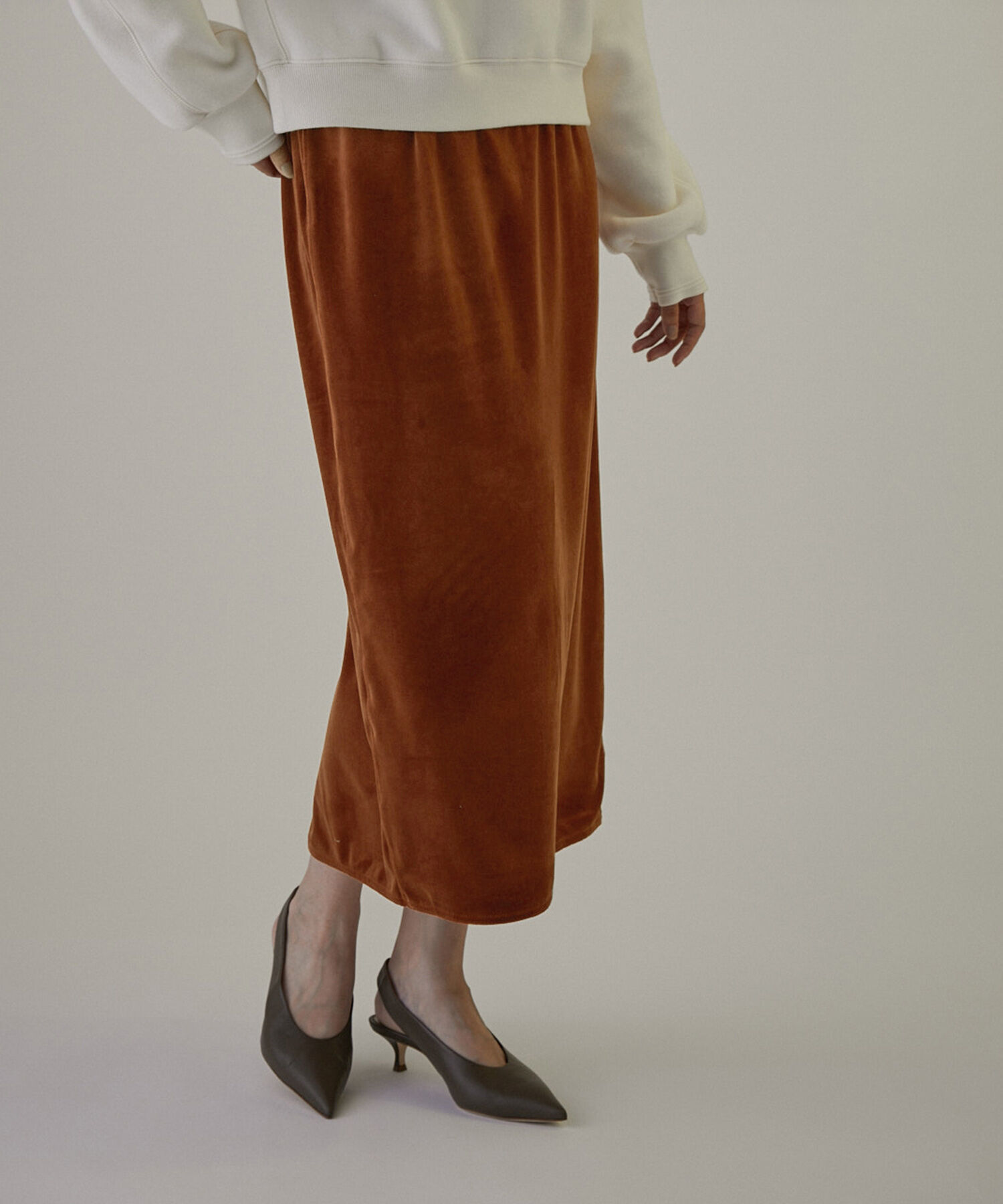 SALON adam et rope'「ベロアロングスリットタイトスカート【セットアップ対応・洗える】」|スカート|