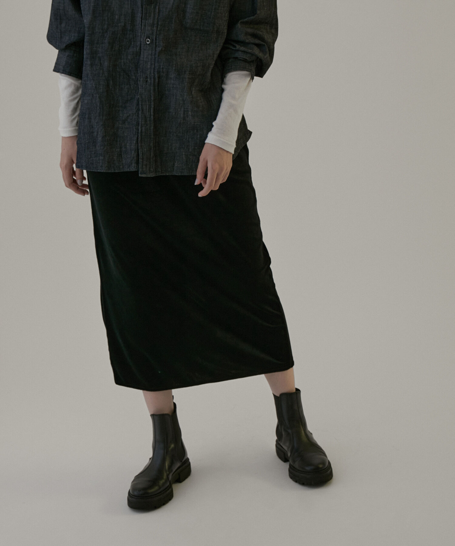 SALON adam et rope'「ベロアロングスリットタイトスカート【セットアップ対応・洗える】」|スカート|