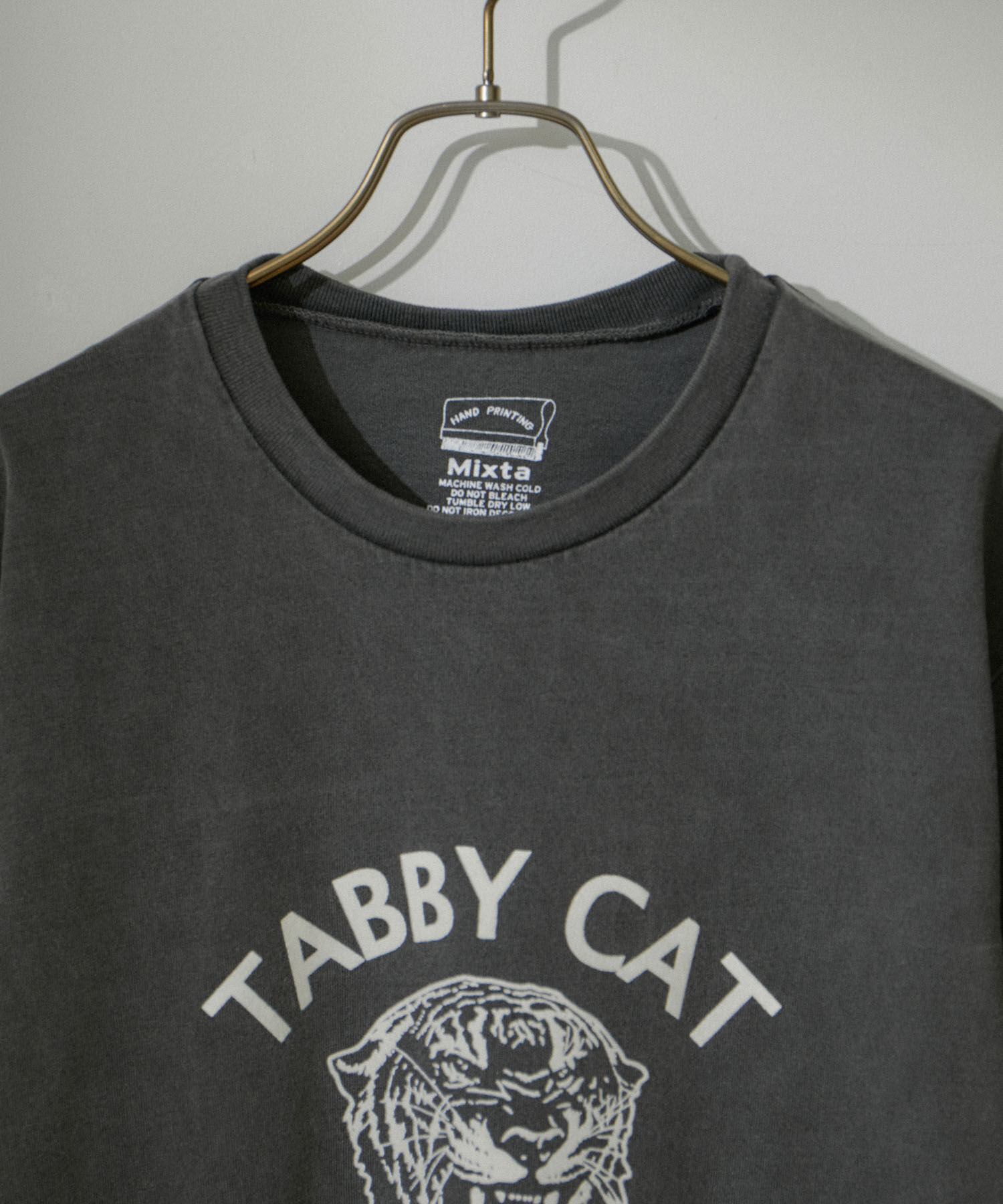 SALON adam et rope'「【MIXTA（ミクスタ）】TABBY CAT TEE」|Tシャツ・カットソー|