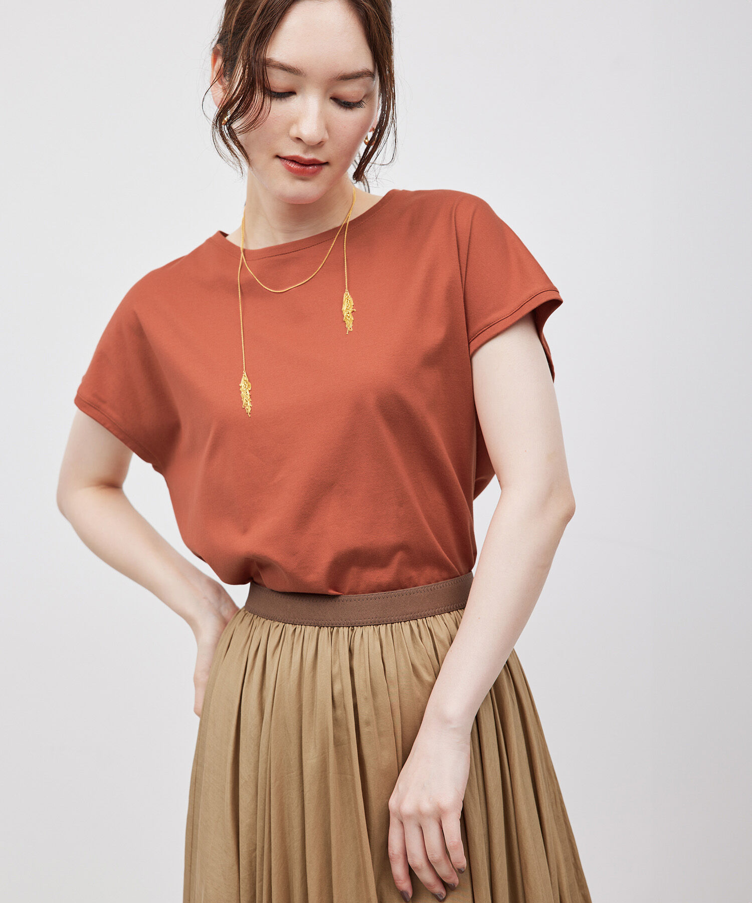 ROPE「【洗える】【一部カラー接触冷感】アームレットTシャツ」|Tシャツ・カットソー|レンガ(75)