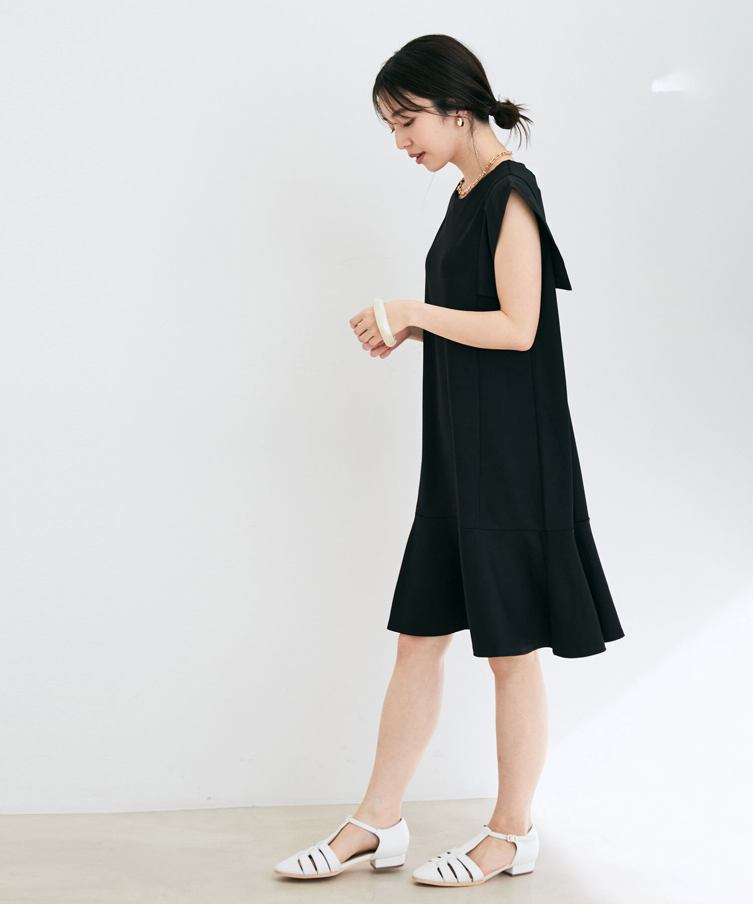 VIS「【WEB限定】異素材カットミニワンピース」|ワンピース|