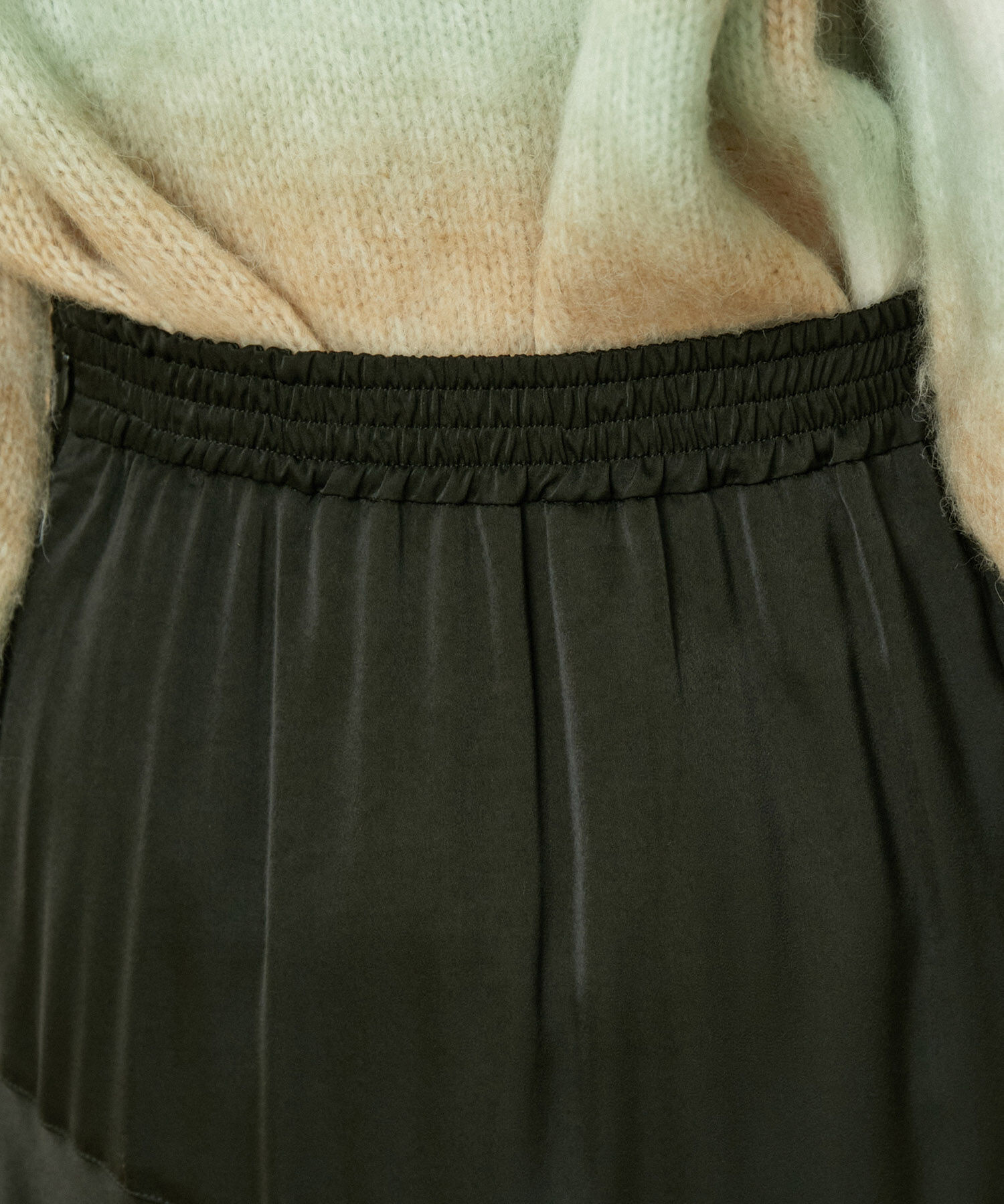 VIS「【洗える】サテンスリットフレアロングスカート」|スカート|