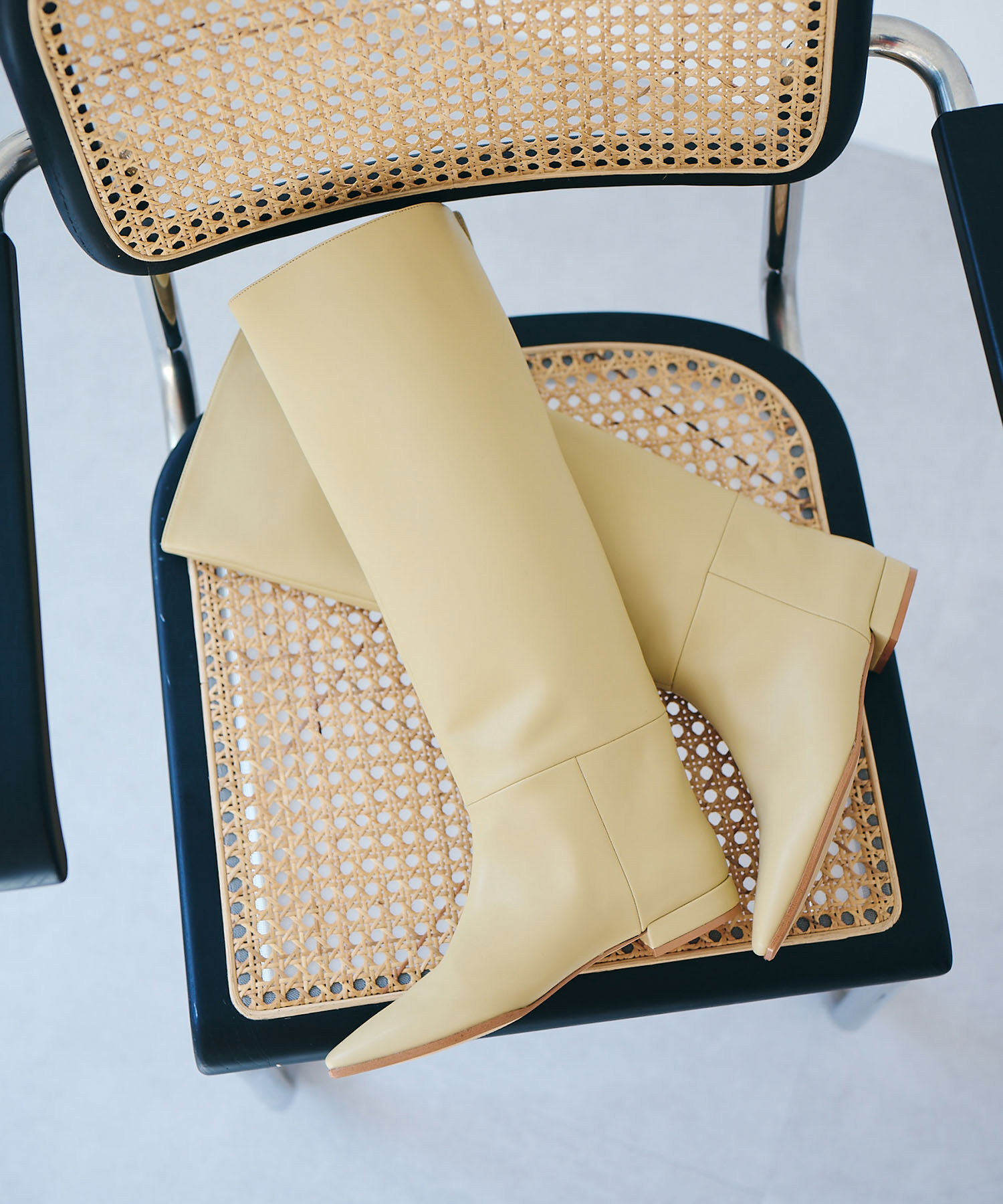 ADAM ET ROPE'「ナロースクエアフラットロングブーツ」|その他|ベージュ(27)