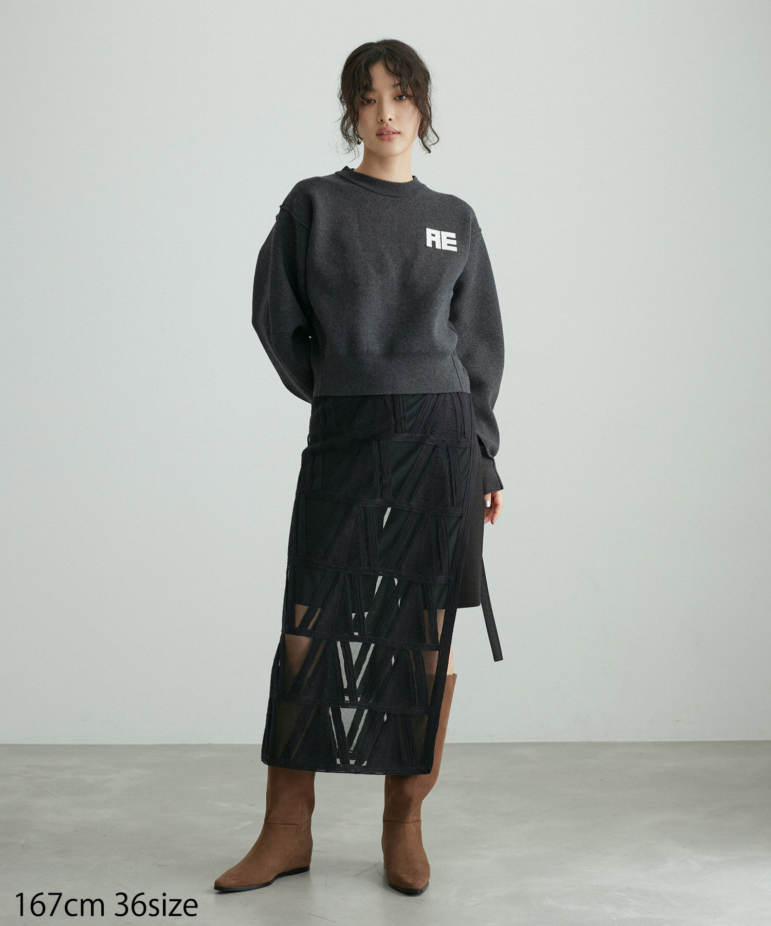 ADAM ET ROPE'「【サステナブル・洗える】フェルト刺しゅうニットプルオーバー」|ニット・セーター|