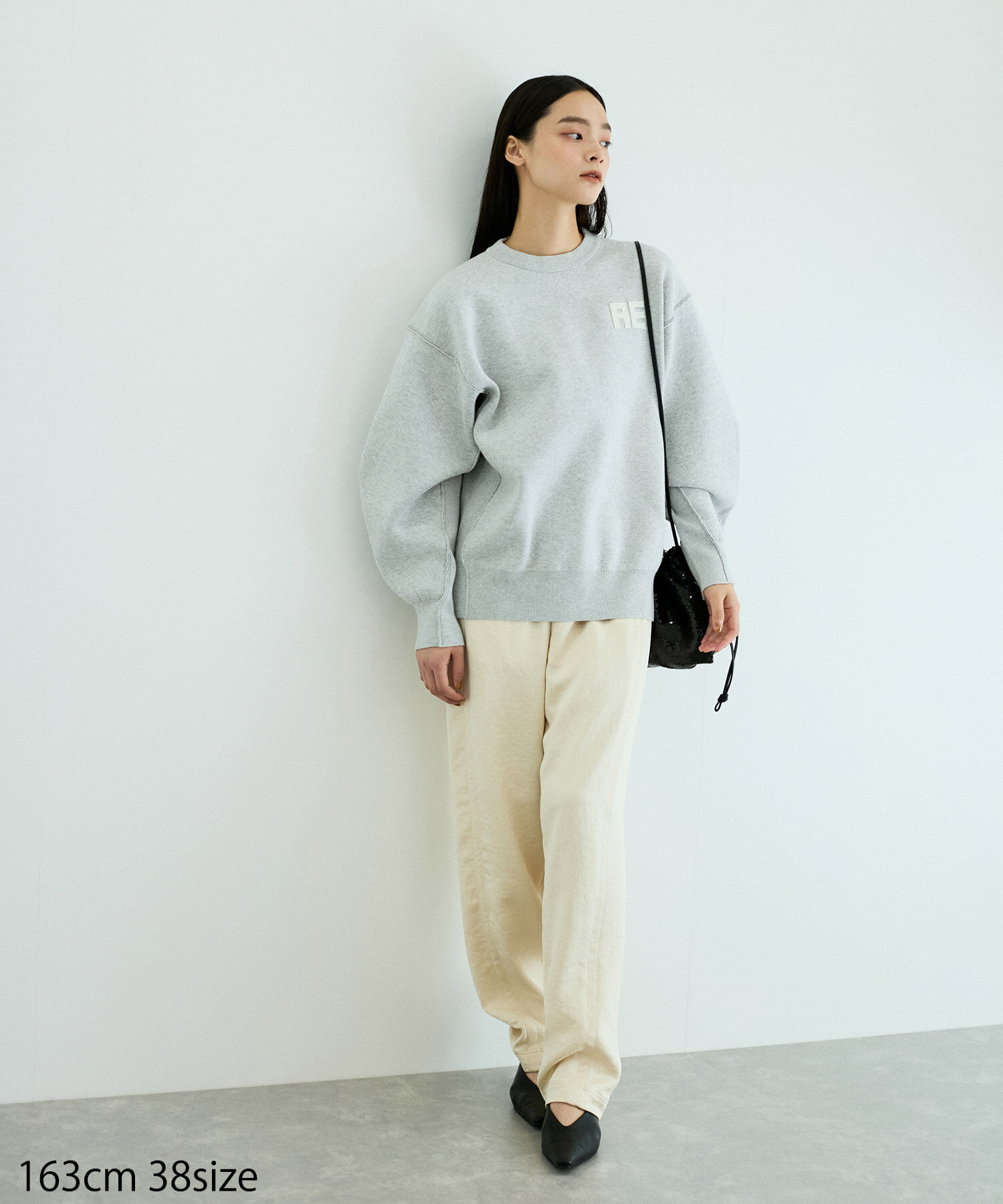 ADAM ET ROPE'「【サステナブル・洗える】フェルト刺しゅうニットプルオーバー」|ニット・セーター|