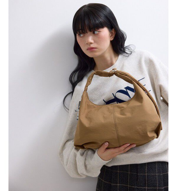 ADAM ET ROPE'「【WEB限定】フォルムナイロンショルダーバッグ」|ショルダー・メッセンジャー|