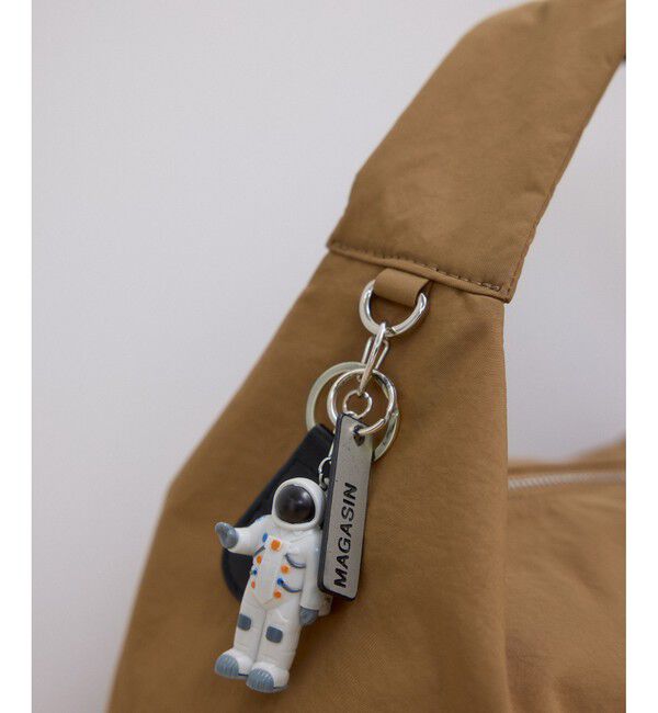 ADAM ET ROPE'「【WEB限定】フォルムナイロンショルダーバッグ」|ショルダー・メッセンジャー|