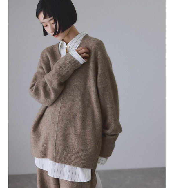 ADAM ET ROPE'「LINEAPIU ヤクMIX Vネックプルオーバー」|ニット・セーター|