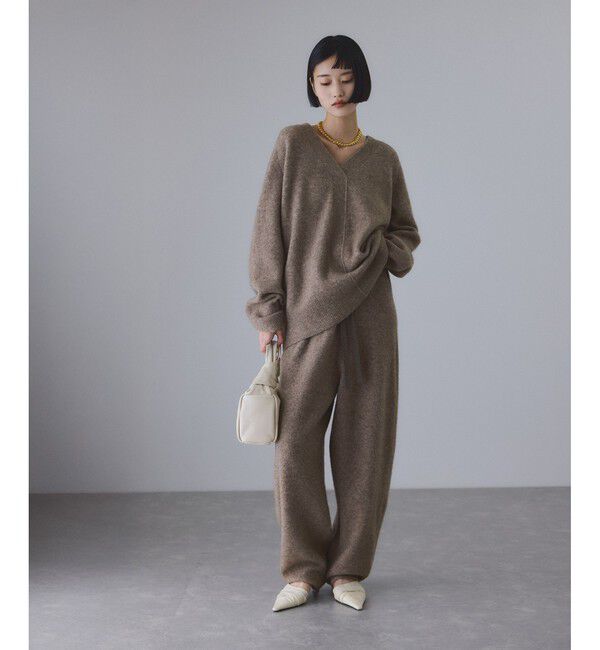 ADAM ET ROPE'「LINEAPIU ヤクMIX Vネックプルオーバー」|ニット・セーター|