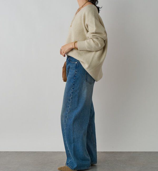  「【抜け感シルエット】ヘアリーウール片畦Vネックニット」|ニット・セーター|