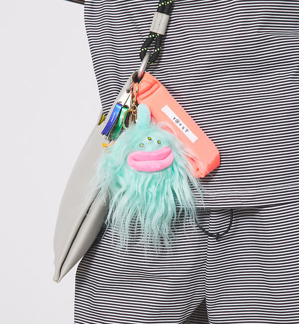 ABAHOUSE「【cheek/チーク】monster strapC24010/モンスターチャーム」|チャーム・キーホルダー|ピンク