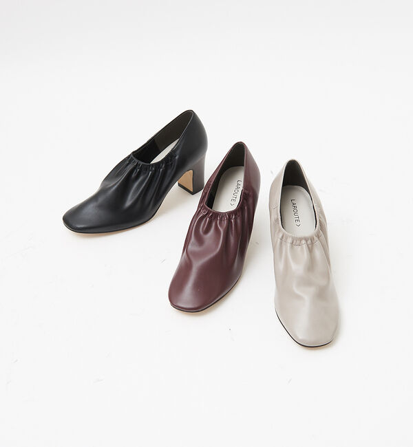 AU BANNISTER「【LAROUTE】シャーリング深物パンプス」|パンプス|