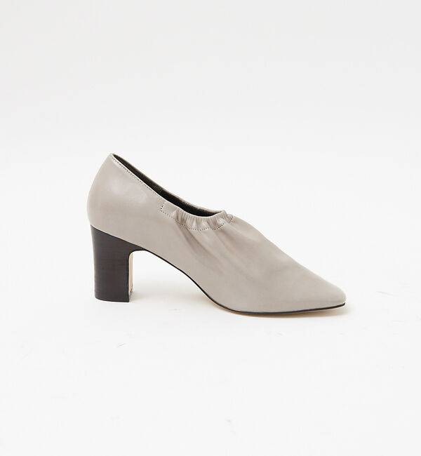 AU BANNISTER「【LAROUTE】シャーリング深物パンプス」|パンプス|