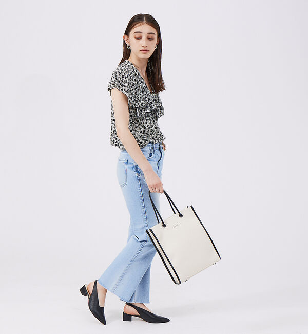 AU BANNISTER「スクエアカットスリングバックヒールパンプス」|パンプス|