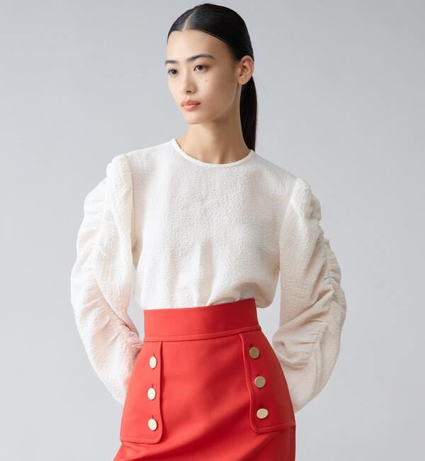 TIARA「ギャザースリーブブラウス」|シャツ・ブラウス|オフホワイト