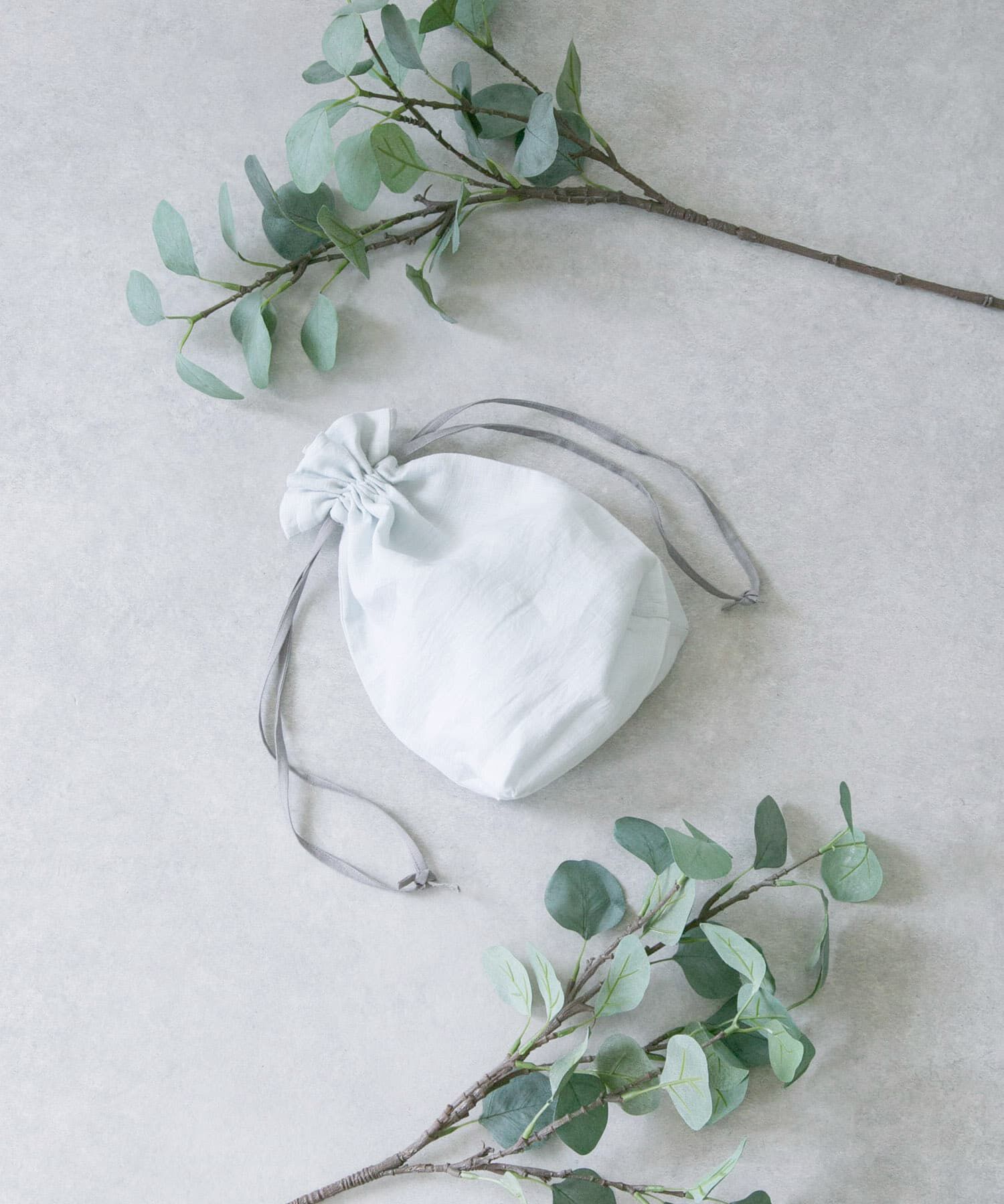 URBAN RESEARCH DOORS「『WEB限定』『別注』miiThaaii&times;DOORS　バイカラーリネン巾着M」|その他|