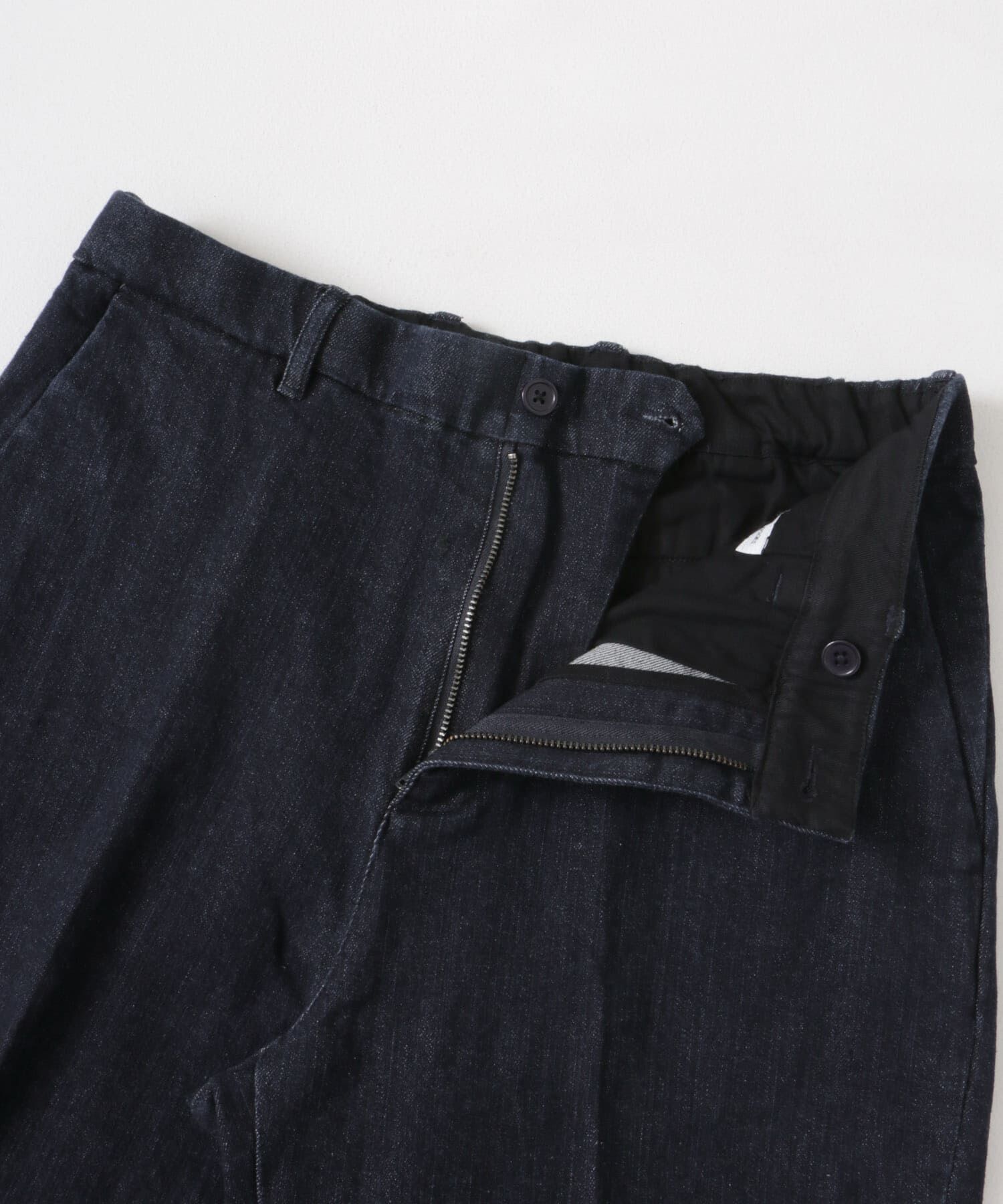 URBAN RESEARCH DOORS「デニムテーパードトラウザー」|デニム|