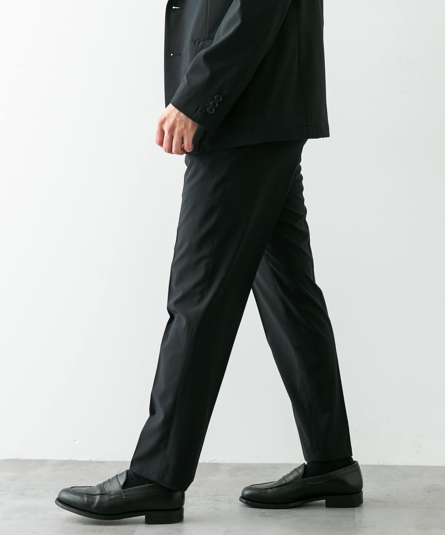 URBAN RESEARCH DOORS「『イージーケア』LIFE STYLE TAILOR　4WAYストレッチポリエステルパンツ」|スラックス|